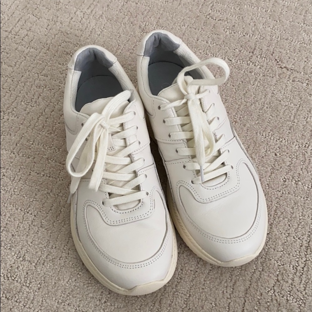 Everlane The Trainer in Off-White!